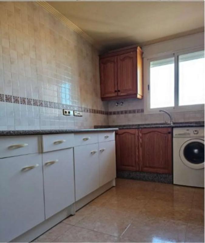 Продажа квартиры на Calle Reverendo Gil Guillén, 82, Долорес
 photo 3