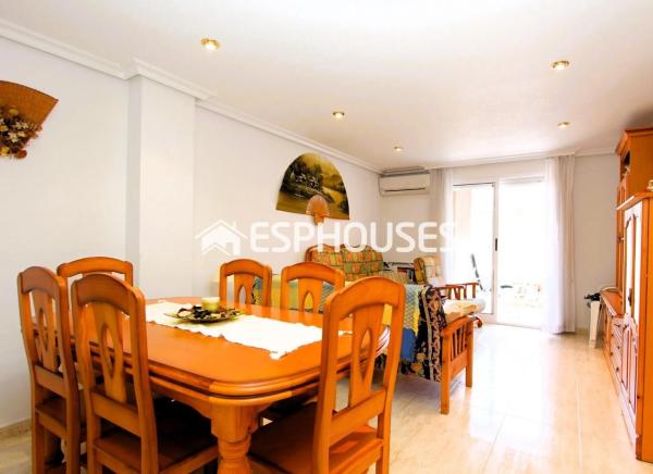 Venta de piso en Zona Pueblo, Guardamar del Segura
thumbnail 2