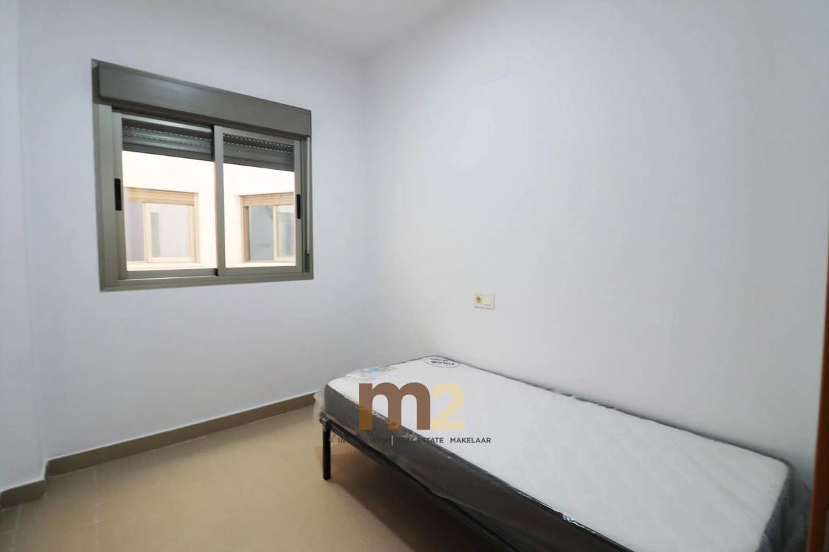 Venta de piso en Calle Blasco Ibáñez, Guardamar del Segura
photo 3