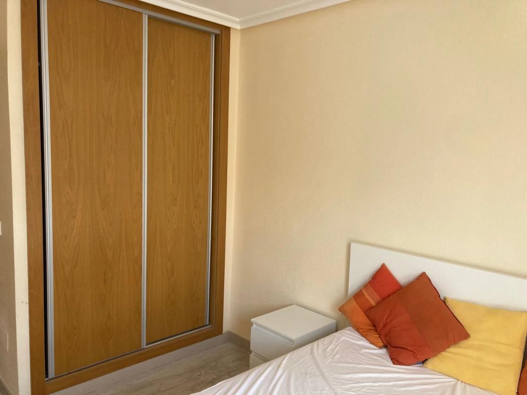 Venta de piso en Calle Baleares, 5, Guardamar del Segura
photo 1