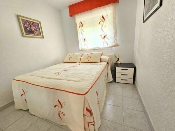 Chalet adosado en calle Austria photo 1