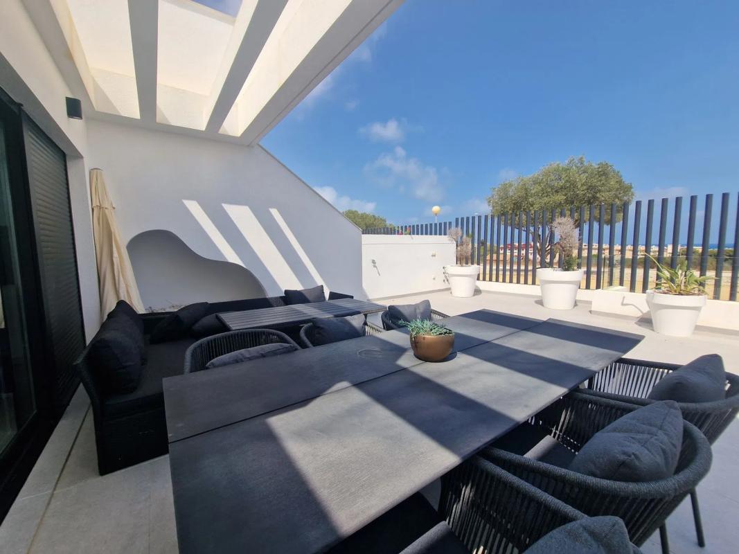 Nieruchomości na sprzedaż i do wynajęcia w Hiszpanii photo 1