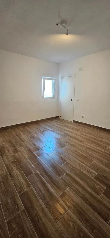 Sale of apartment in Calle 9 de Octubre, 7, Los Montesinos
photo 1