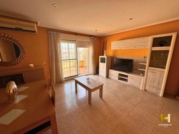 Ático en venta en  Calle José Martínez Ruiz Azorín, Torrevieja photo 2
