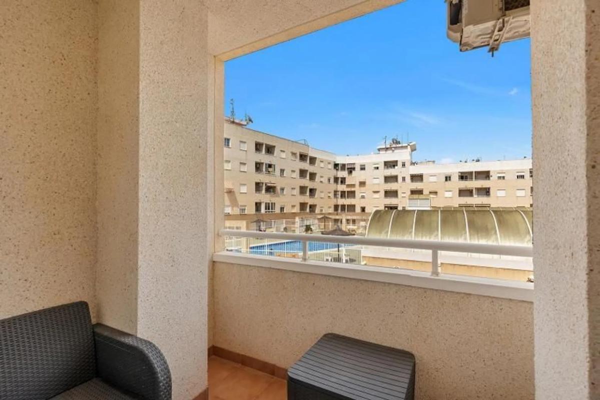 Sprzedaż mieszkania w Rambla Juan Mateo García, Torrevieja
photo 1