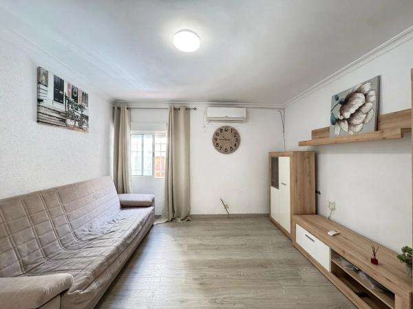 Piso en venta en Barrio El Molino, Torrevieja
photo 1
