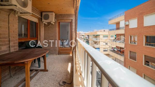 Apartment for sale in  Calle Monteagudo, 2, Torrevieja photo 1