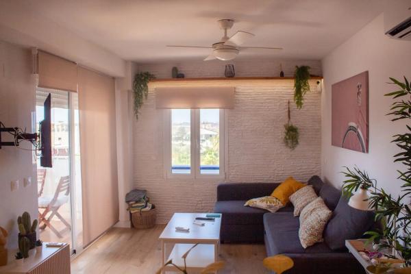 Apartment for sale in Calle de los Ficus s/n, Torrevieja thumbnail 2