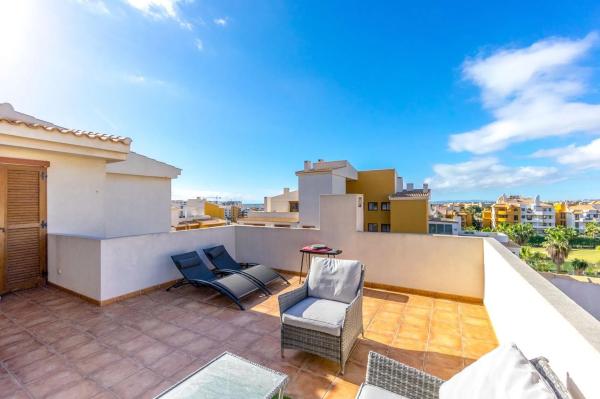 Ático en venta en  Barrio La Siesta - El Salado - Torreta, Torrevieja photo 1