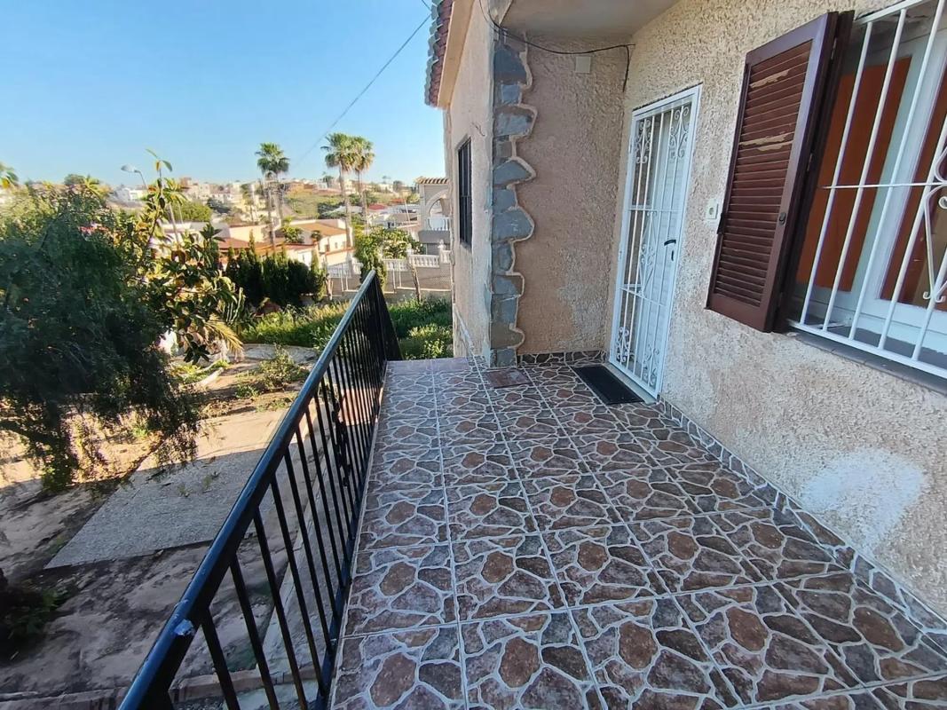 Propiedades en venta y alquiler en España photo 1
