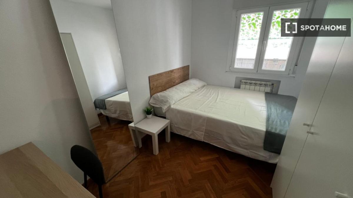 Properties for sale and rent in Spain photo 3