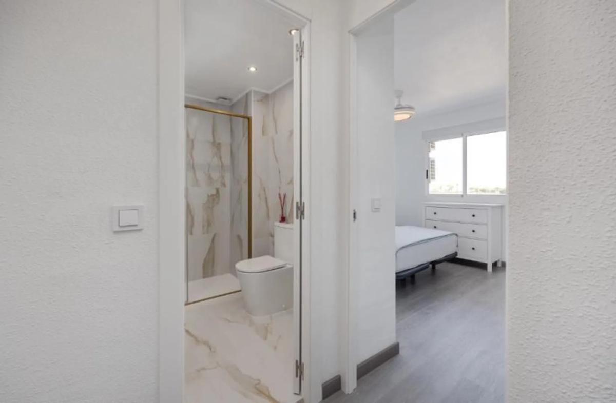 Venta de piso en punta prima, Torrevieja
 photo 3