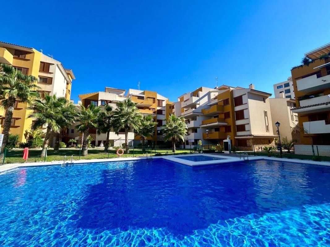 Venta de piso en Calle Mar de Fondo, Torrevieja
 photo 3