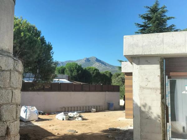 Promotion Garmahomes new development in Becerril de la Sierra photo 3