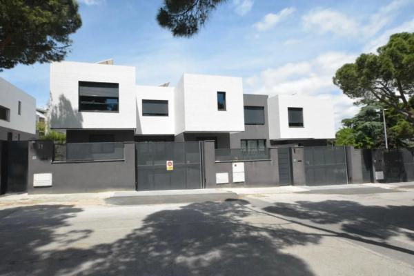 Promoción Residencial San Juan Bautista obra nueva en Las Rozas de Madrid photo