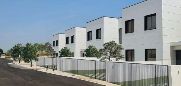 Promotion Chalets Adosados en Los Manantiales new development in Sevilla la Nueva photo 3
