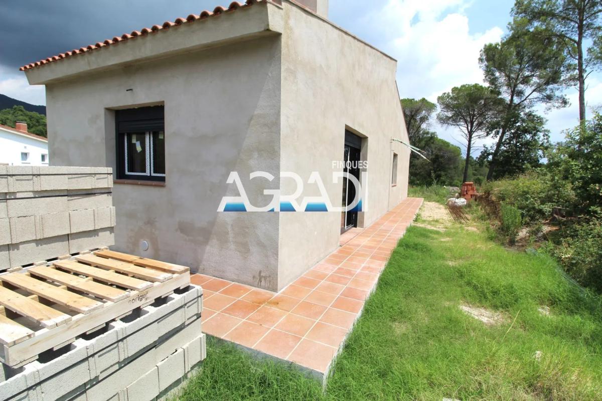 Новостройка Casa Gualba в Гуалба photo 3