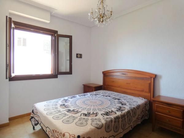 Chalet pareado en avenida Catalanet, 37 photo 2