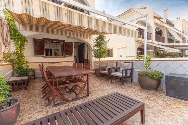 Chalet pareado en calle del Cadafal photo 1