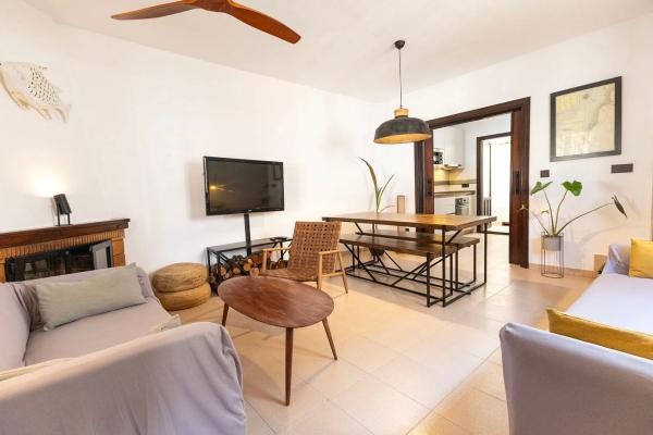 Chalet pareado en calle del Cadafal photo 3