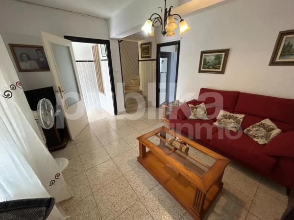 Chalet adosado en calle Maestro Alfosea, 32 thumbnail 1