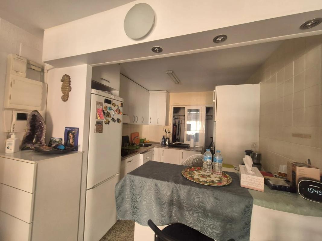 Продажа квартиры на Avenida de los Almendros, 10, Бенидорм
photo 1