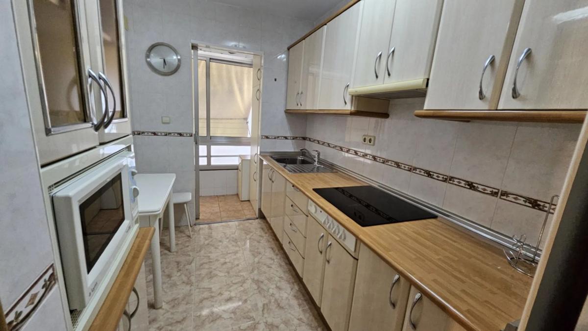 Продажа квартиры на Calle Maravall s/n, Бенидорм
 photo 4