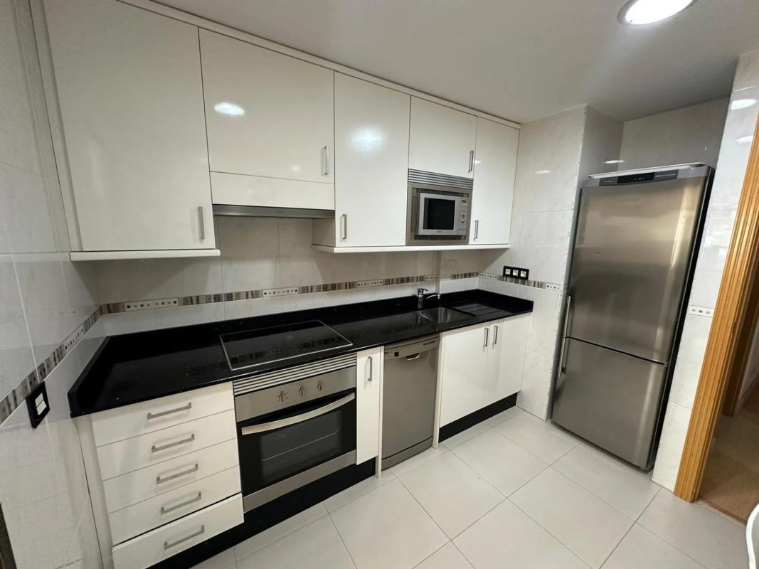 Продажа квартиры на Centro Urbano, Бенидорм
photo 1