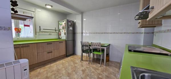 Venta de piso en Playa de Levante, Benidorm
thumbnail 3