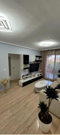 Venta de piso en Playa de Poniente, Benidorm
thumbnail 1