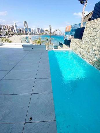 Duplex en venta en Playa de Poniente, Benidorm photo 1
