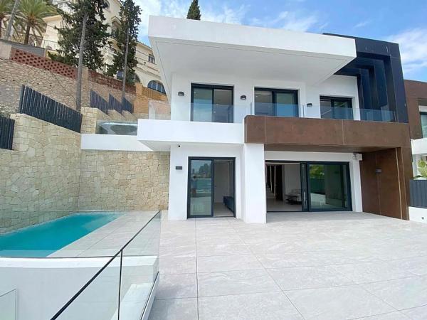 Duplex en venta en Playa de Poniente, Benidorm photo 2