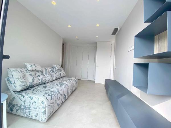 Duplex en venta en Playa de Poniente, Benidorm photo 3