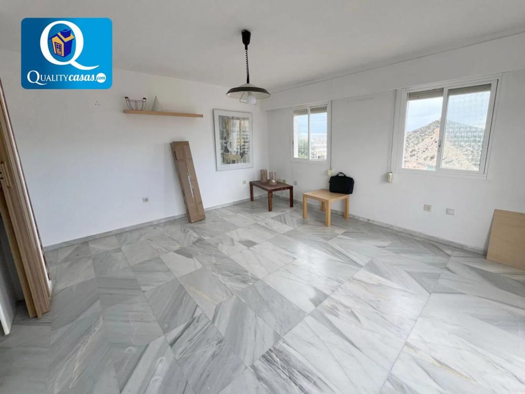 Venta de piso en Playa de Poniente, Benidorm
 photo 3