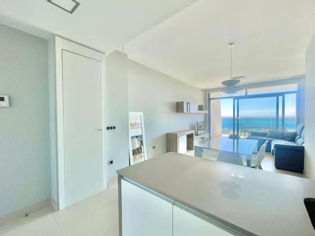 Venta de piso en Playa de Poniente, Benidorm
photo 5