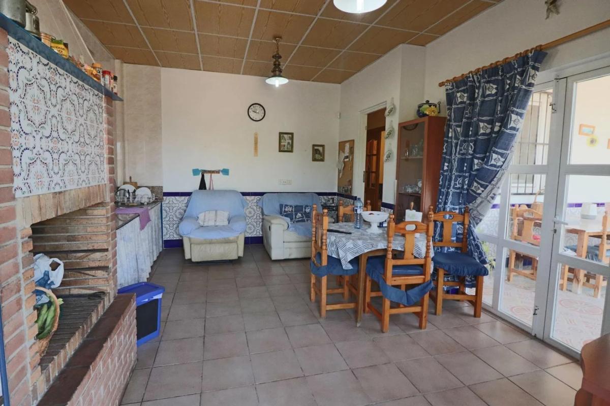 Недвижимость на продажу и в аренду в Испании photo 4