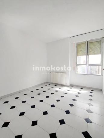 Venta de piso en Avenida de Europa, Benidorm
thumbnail 3