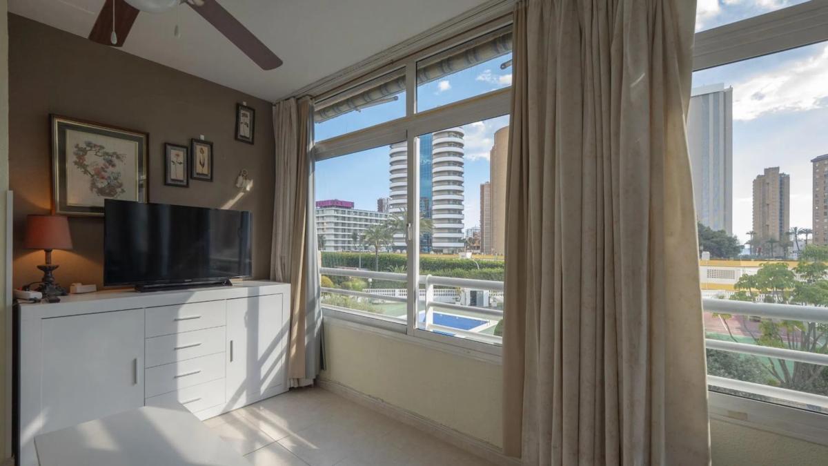 Sale of apartment in Calle Ibiza, 16, Benidorm
 photo 4