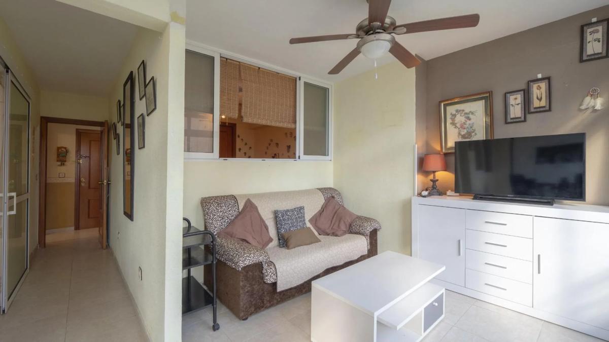 Sale of apartment in Calle Ibiza, 16, Benidorm
 photo 5