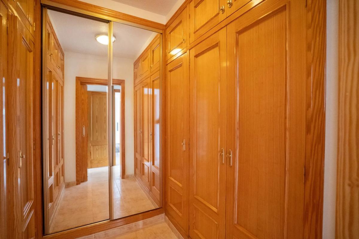 Properties for sale and rent in Spain photo 5