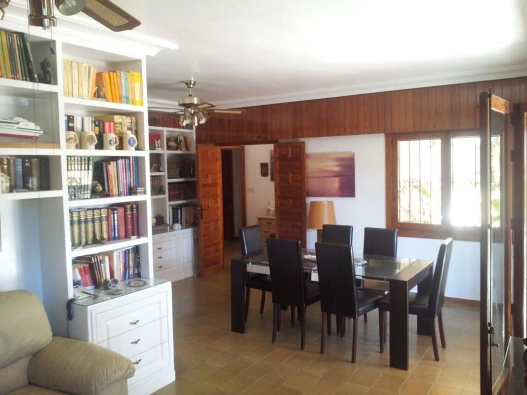 Properties for sale and rent in Spain photo 4