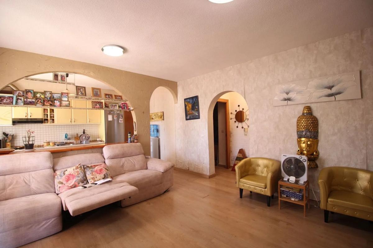 Properties for sale and rent in Spain photo 3