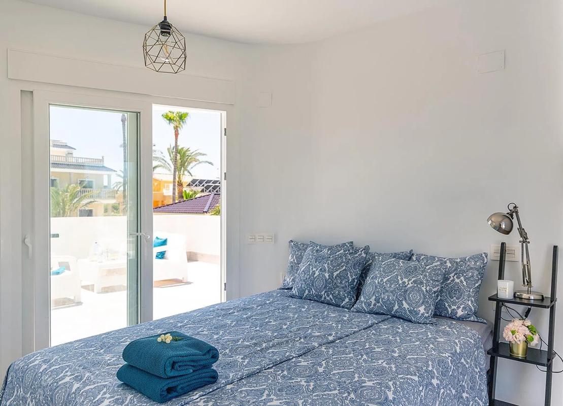 Properties for sale and rent in Spain photo 2