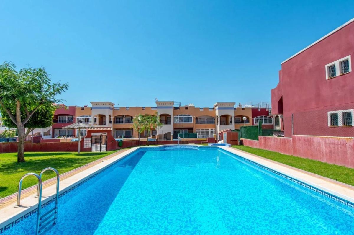 Properties for sale and rent in Spain photo 5
