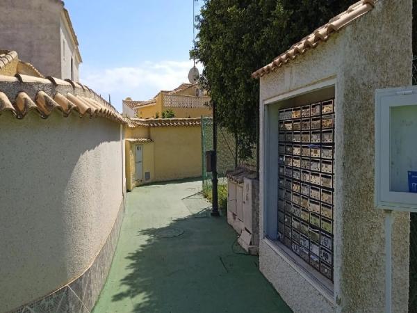Частный шале на продаже в Urbanización Florida S2, 133 -151, Ориуэла thumbnail 2