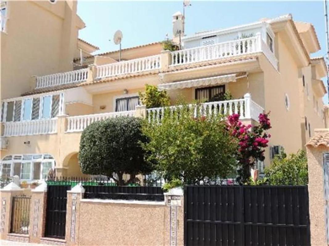 Properties for sale and rent in Spain photo 1