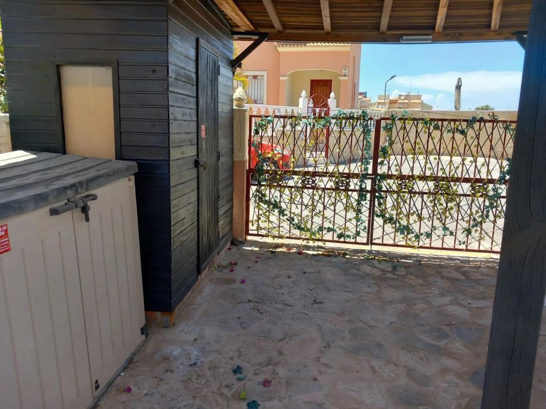 Properties for sale and rent in Spain photo 2