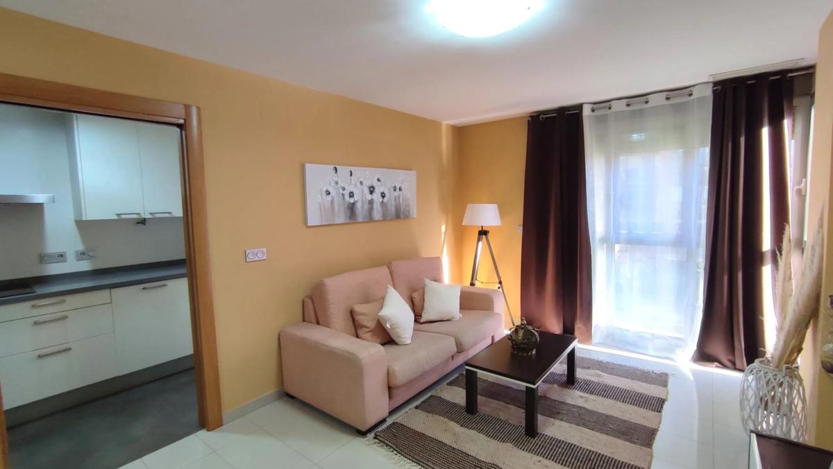 Sale of apartment in Rambla Méndez Núñez, Alicante
photo 3