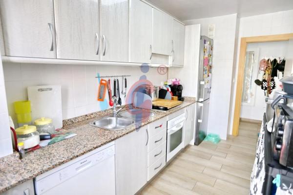 Piso en venta en Calle la Pau, 33 -27, Guardamar del Segura
thumbnail 2