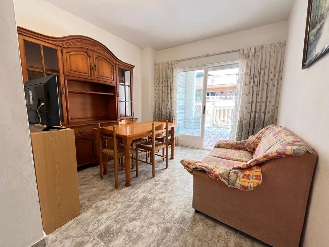 Sale of apartment in Calle Jacinto Benavente, 13, Almoradí
 photo 2